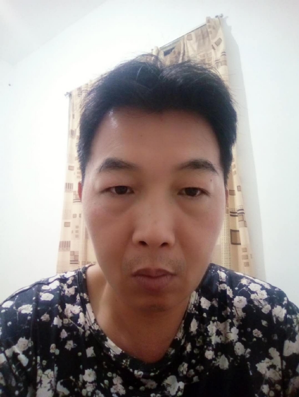 繁华哀伤的第一张照片--福建上门女婿服务网