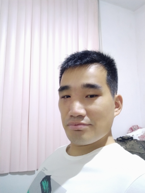 大男孩的第一张照片--福建上门女婿服务网