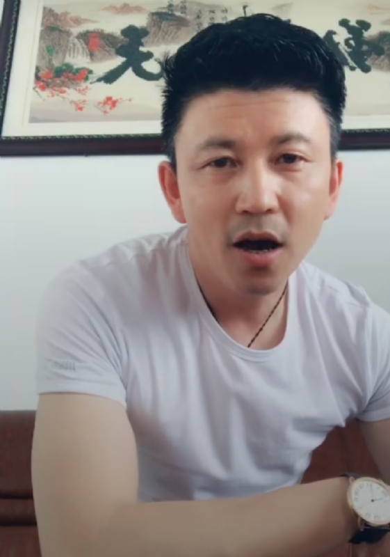 李东承的第一张照片--福建上门女婿服务网