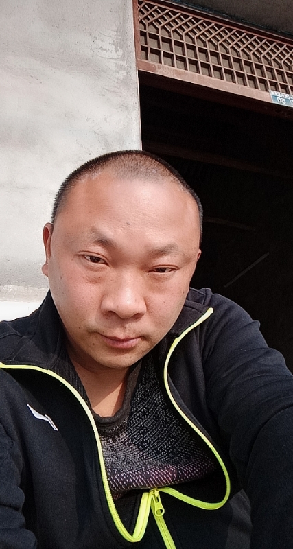 马克的第一张照片--福建上门女婿服务网