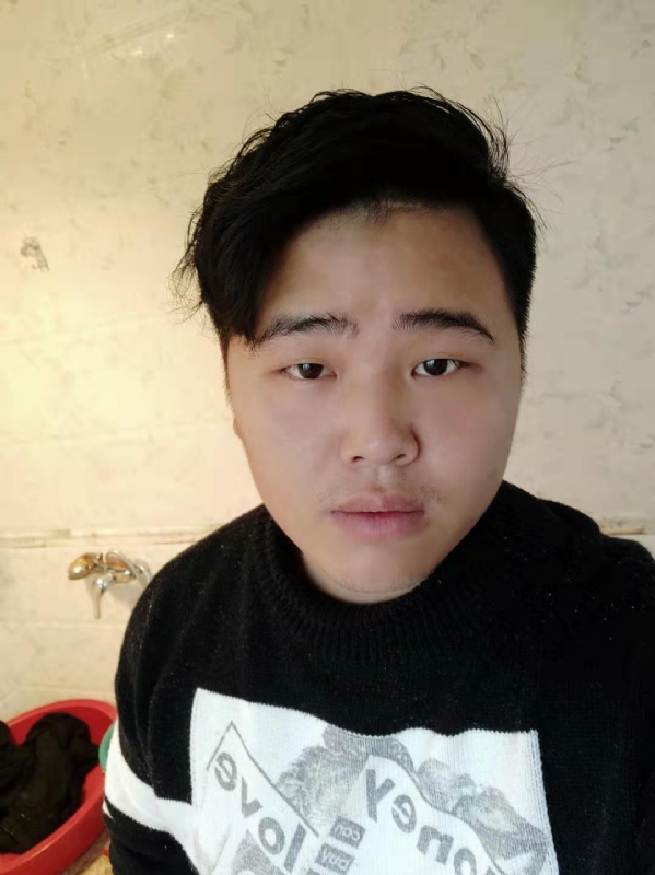 小李的第一张照片--福建上门女婿服务网