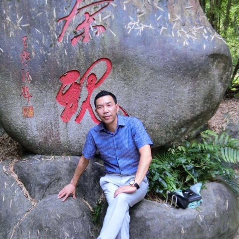 老·黄的第一张照片--福建上门女婿服务网