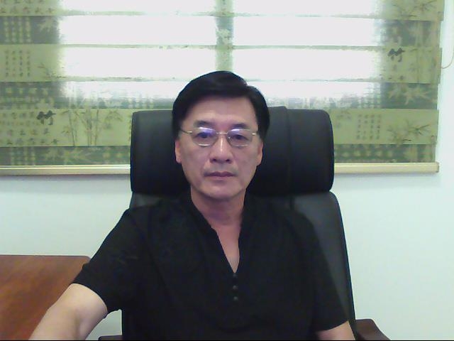 凡人老黄的第一张照片--福建上门女婿服务网
