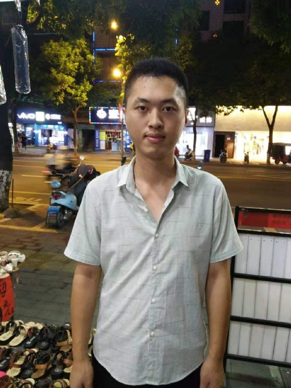 单身的雄鹰的第一张照片--福建上门女婿服务网