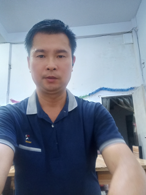 我是自强不息的第一张照片--福建上门女婿服务网