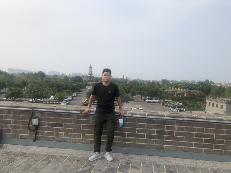 123.向左向右的第一张照片--福建上门女婿服务网