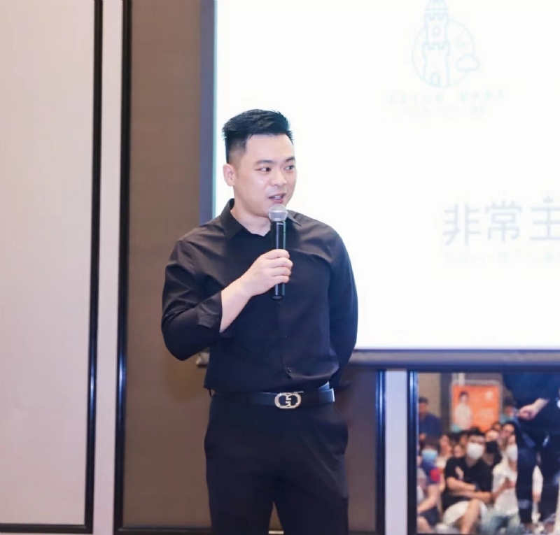 爱吃肉的猪大爷的第一张照片--福建上门女婿服务网