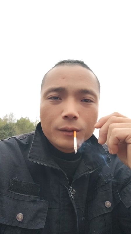 伯爵的第一张照片--福建上门女婿服务网
