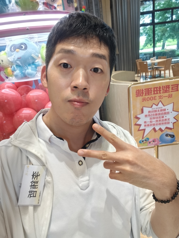 銪哲的第一张照片--福建上门女婿服务网